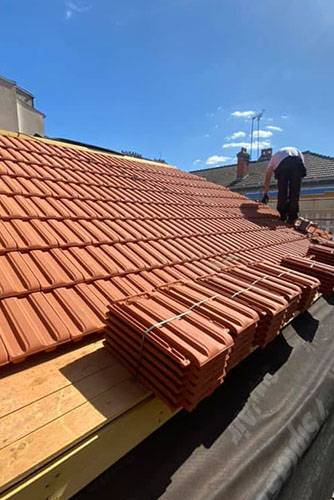 Nettoyage de toiture en tuiles